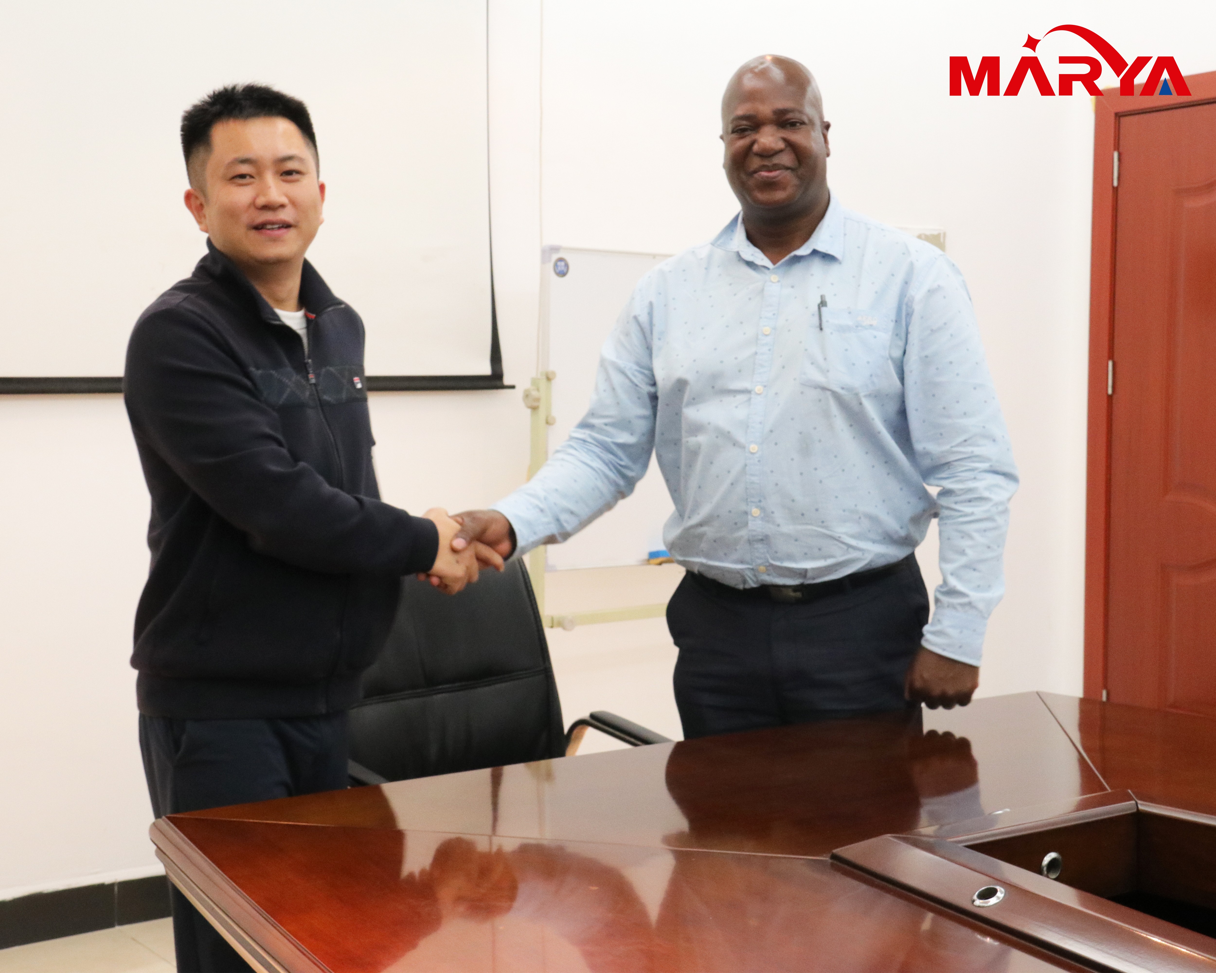 llenado de vial de Zimbabwe1